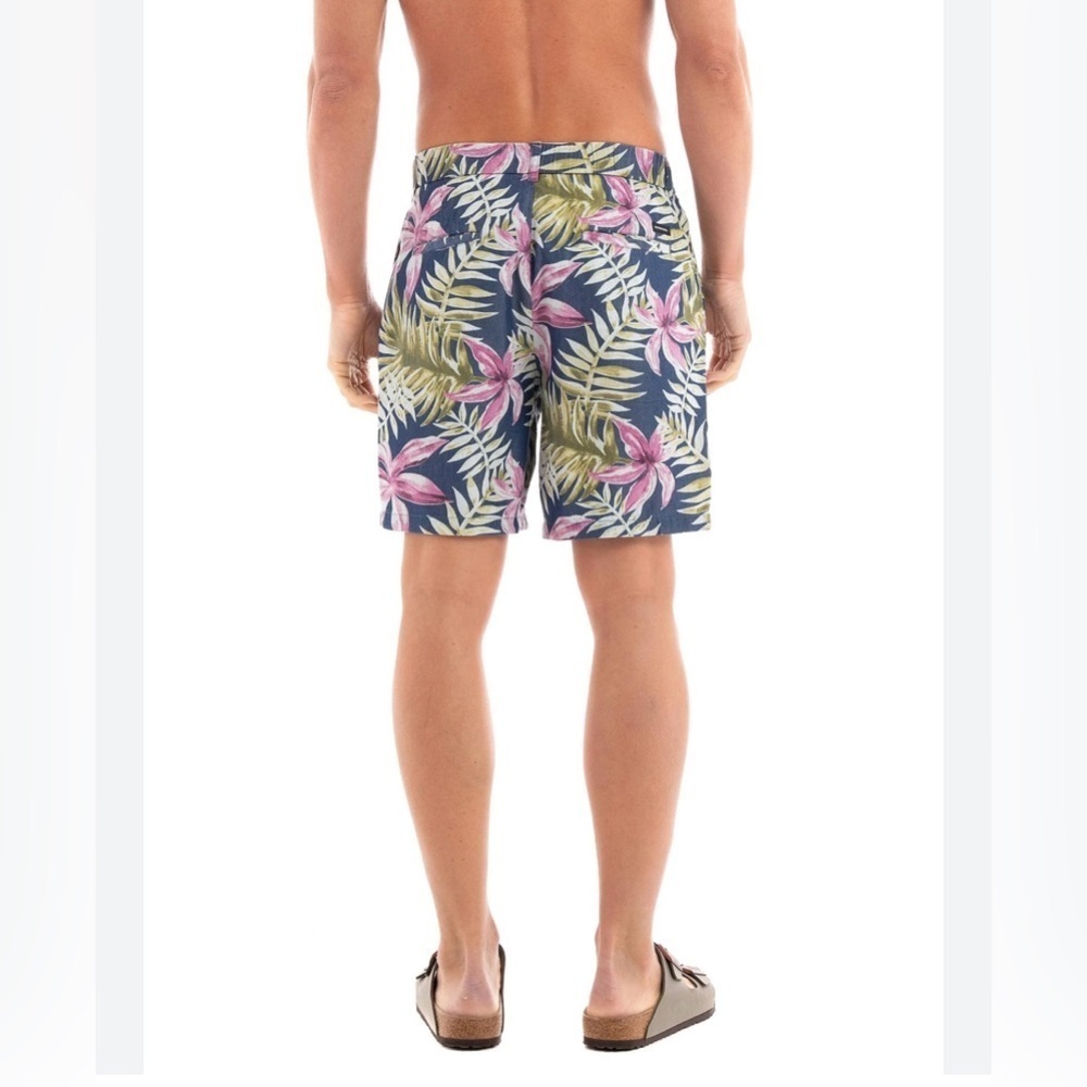 Scotch & Soda Tropical Printed Pleated Loose Fit Shorts - Picture 2 of 8